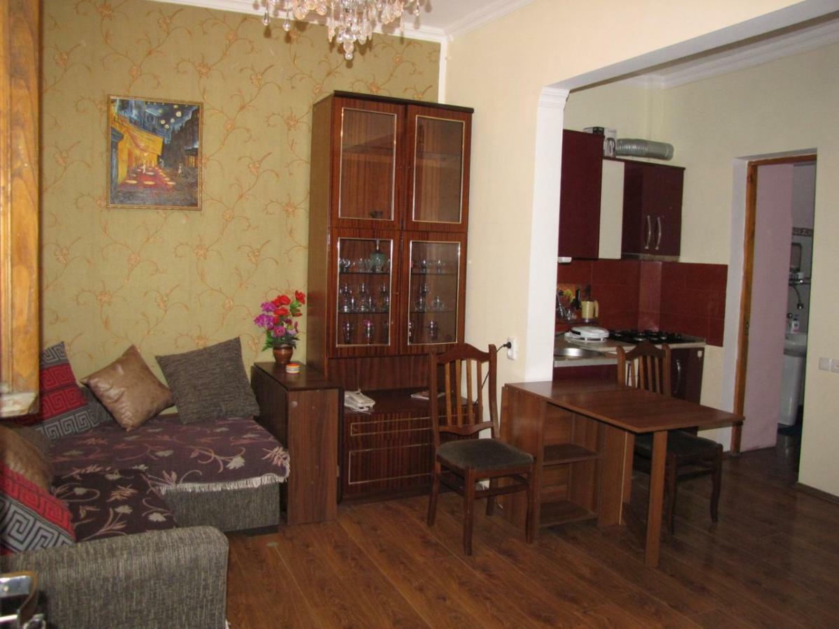 Agmashenebeli95 Aparthotel Tbilisi Buitenkant foto